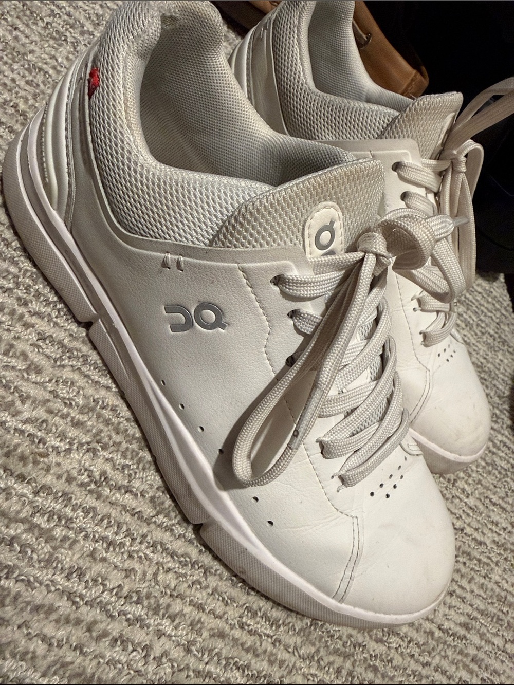 On Cloud Women’s White Leather Sneakers